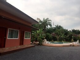 Thalane Palm Paradise Resort