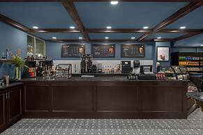 The Drake Oak Brook, Autograph Collection