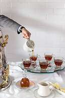 The Drake Oak Brook, Autograph Collection