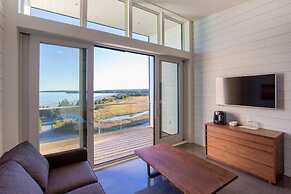 The Quarterdeck Resort