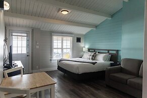 The Quarterdeck Resort