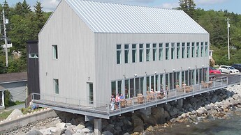 The Quarterdeck Resort