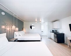 North Beach Hotel