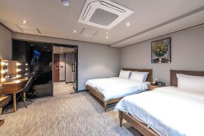 New Chonji Hotel