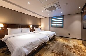New Chonji Hotel