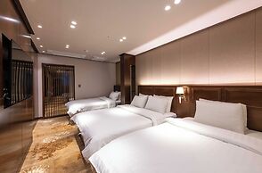 New Chonji Hotel
