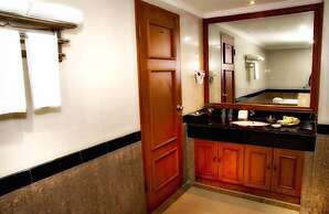 Golden Boutique Hotel Melawai