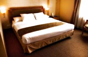 Golden Boutique Hotel Melawai