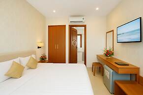 S79 Happy Hotel 2