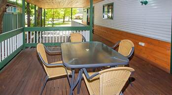 Discovery Parks - Bright