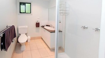 Discovery Parks - Bright