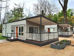 Discovery Parks - Bright