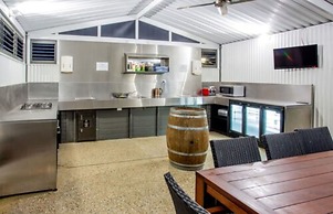 Discovery Parks - Bright