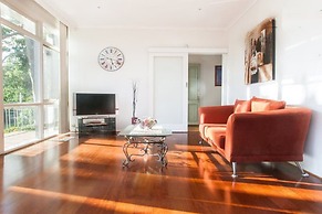 Eltham Retreat