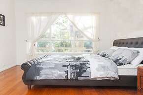 Eltham Retreat
