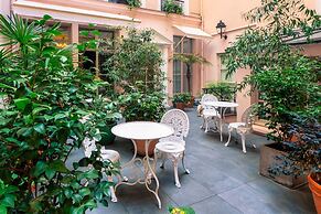 Hotel du Danube Saint Germain