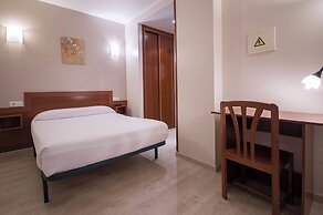 U-Hotel Dario Lugo
