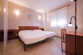 U-Hotel Dario Lugo