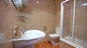 U-Hotel Dario Lugo