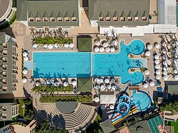 DOBEDAN BEACH RESORT COMFORT