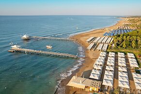 DOBEDAN BEACH RESORT COMFORT