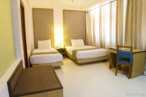 Crown Regency Courtyard Resort