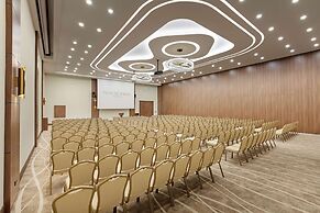 DOBEDAN WORLD PALACE