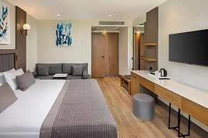 DOBEDAN WORLD PALACE