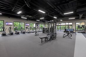 DOBEDAN WORLD PALACE