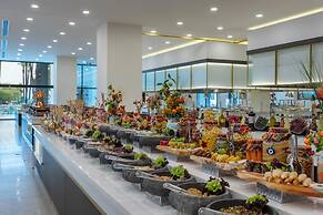 DOBEDAN WORLD PALACE