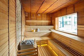 DOBEDAN WORLD PALACE