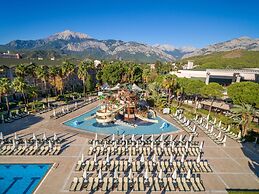 DOBEDAN WORLD PALACE