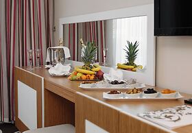 DOBEDAN WORLD PALACE