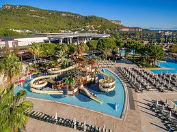 DOBEDAN WORLD PALACE