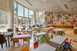 DOBEDAN WORLD PALACE