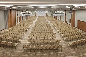 DOBEDAN WORLD PALACE