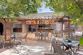 DOBEDAN WORLD PALACE