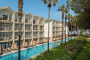 DOBEDAN WORLD PALACE