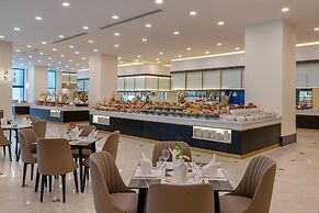 DOBEDAN WORLD PALACE