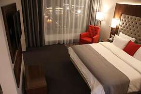 Ramada Plaza by Wyndham Voronezh City Centre