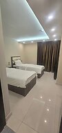 Seven Days Hotel