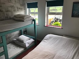 Finn McCool's Giants Causeway Hostel
