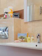 Shenkin Vilmar Apartments