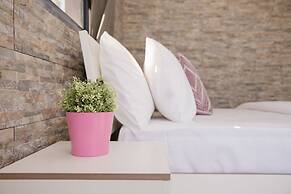 Shenkin Vilmar Apartments