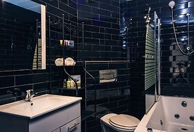 Shenkin Vilmar Apartments