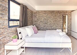 Shenkin Vilmar Apartments