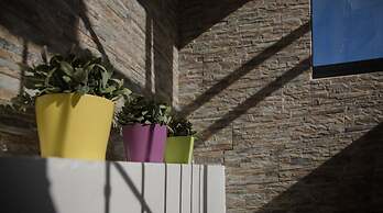 Shenkin Vilmar Apartments