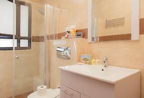 Shenkin Vilmar Apartments