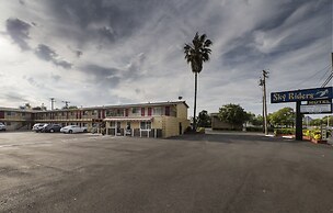 Sky Riders Motel