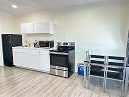 Sunshine Inn & Suites Venice, FL